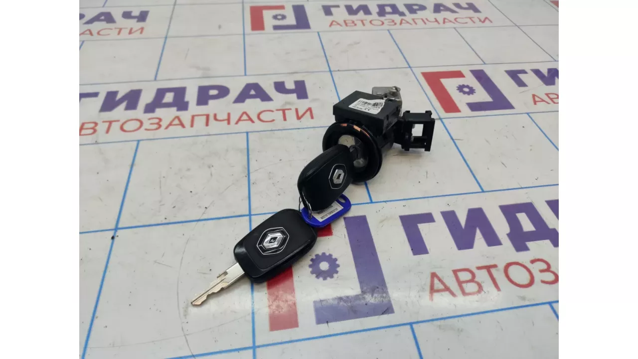 Замок зажигания Renault Duster (HS) 487004401R. С ключом.